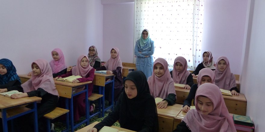 Seydişehir'de kız Kur'an kursu açıldı