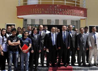 Rektör Gökbel, ilçe ziyaretlerini sürdürüyor