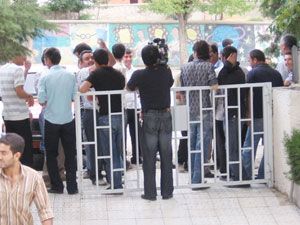 Turgutlular liselerini istiyor