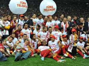 Arena’da Fener'i kızdıran şarkı