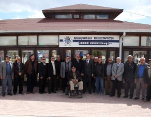Başkan Altay'dan emekliler konağı ziyareti