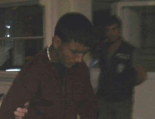 Polisi yaralayan hırsızlar yakalandı