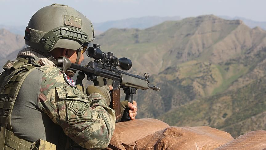 Hakkari'de 9 PKK'lı terörist öldürüldü