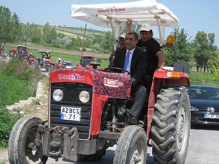 Recep Konuk'tan üreticilere ziyaret