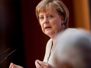 Merkel'den Afganistan'a sürpriz ziyaret