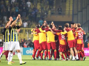 Saracoğlu'nda şampiyonluk kutlaması