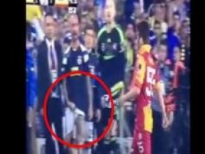 Meireles'ten Sabri'ye ahlaksız hareket!