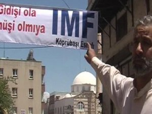 Esnaftan IMF'e pankartlı gönderme