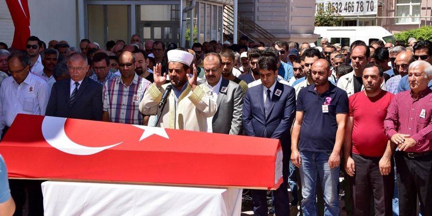 Polis Memuru Tekçe törenle defnedildi