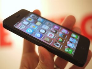 Milletvekillerine 700 liraya iPhone