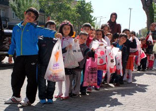 3 aylar coşkuyla karşılandı