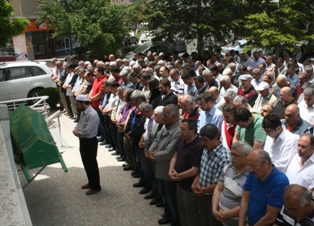 Kürşat Özay, hayatını kaybetti