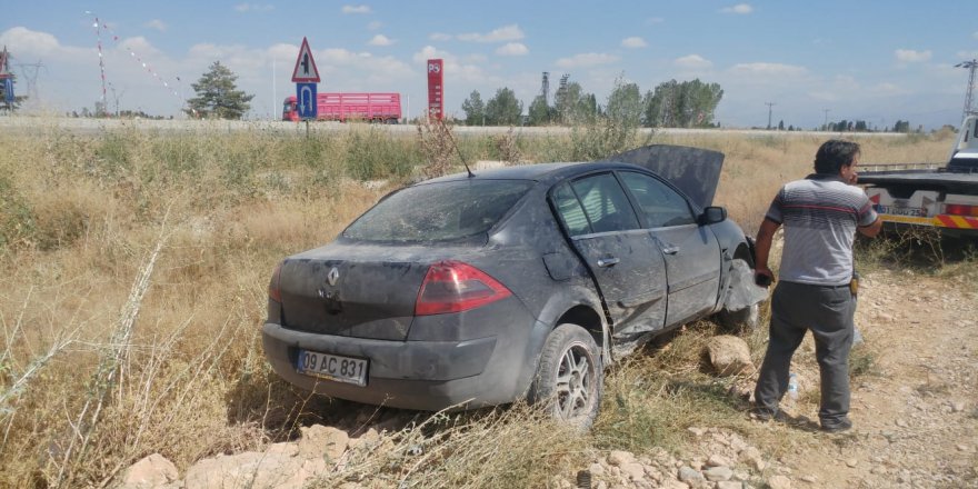Konya'da otomobil şarampole devrildi: 10 yaralı