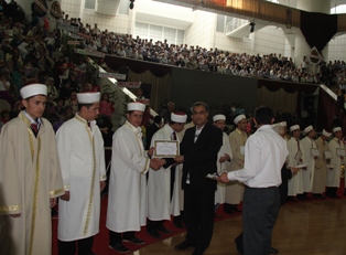 Hafızlar icazet aldı