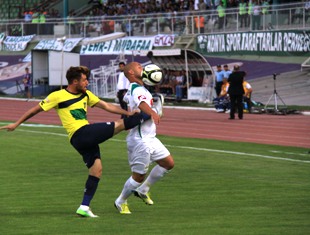 Konyaspor final için İzmir'de