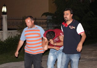 Hırsızlık şüphelisi 3 kişi yakalandı