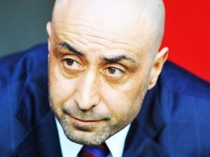 Tolunay Hoca'nın gergin bekleyişi