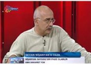 Hz. Muhammed'e yine hakaret etti!