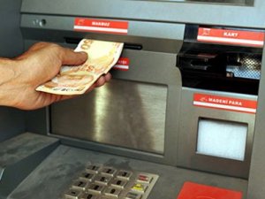 ATM'de sizi bekleyen 5 tehlike!