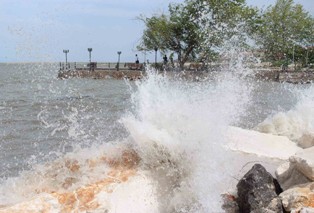 Beyşehir'de şiddetli fırtına