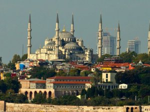 Zeytinburnu'ndaki siluet bozan gökdelenler yıkılıyor