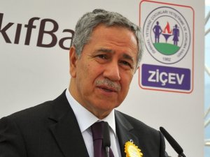 Arınç gözyaşlarını tutamadı