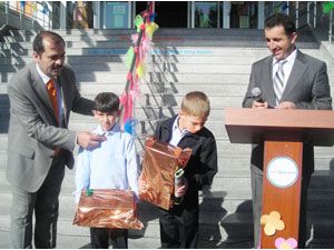 Okul özlemine altın ödülü