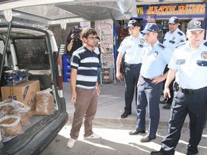 Kaldırım işgaline polis ve zabıta denetimi
