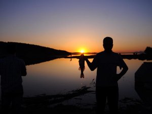 İvriz Barajı'da gün batımı keyfi
