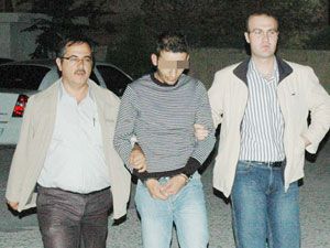 Duyarlı vatandaş kaçan sürücüyü yakalattı