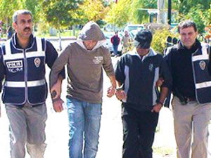 Gözaltına alınan4 kişi tutuklandı