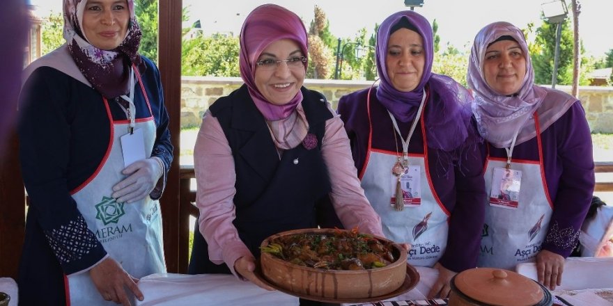 Geleneksel Konya yemekleri Meram’da yarıştı