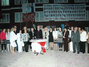 Bahçeşehir Koleji’nde ilk ders mutluluğu