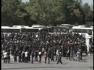 Polis Taksim'den çekiliyor