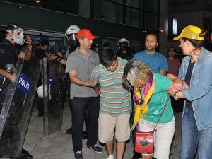 Antalya'da 80'den fazla eylemci gözaltına alındı