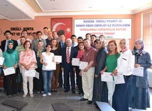 Ereğli'de başarılı kursiyerlere sertifika