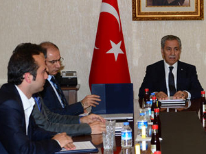 Gezi Parkı temsilcileri Arınç ile görüştü