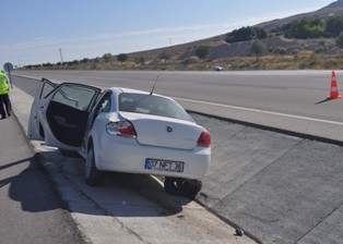 Cihanbeyli'de trafik kazası: 2 yaralı