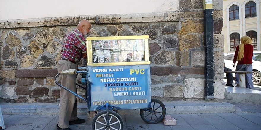 Seyyar kimlik kaplayıcının tarih tutkusu