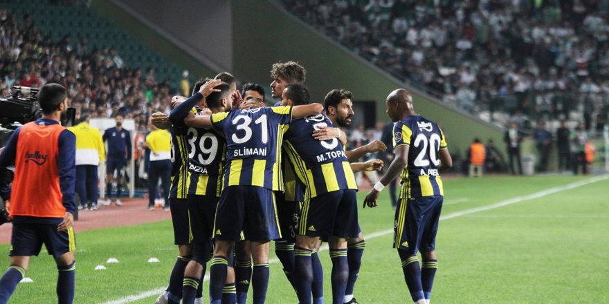 Fenerbahçe’yi  Konya galibiyeti ayakta tutuyor