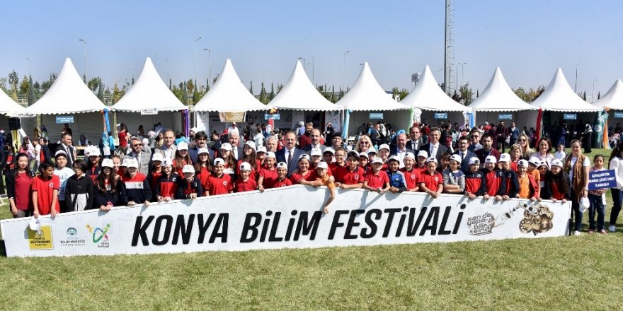 Konya Bilim Festivali meraklılarına kapılarını açtı