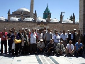 Muratpaşa Huzurevi sakinleri Konya'da