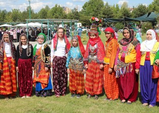 Beyşehir'de yöresel kıyafetleri kitaplaştırılacak