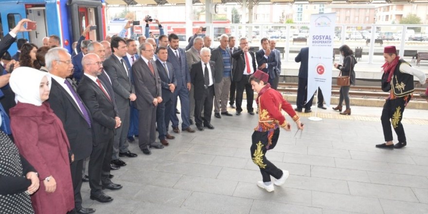 Sosyal kooperatif treni Konya’da