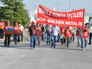 İşçilerden sözleşme protestosu