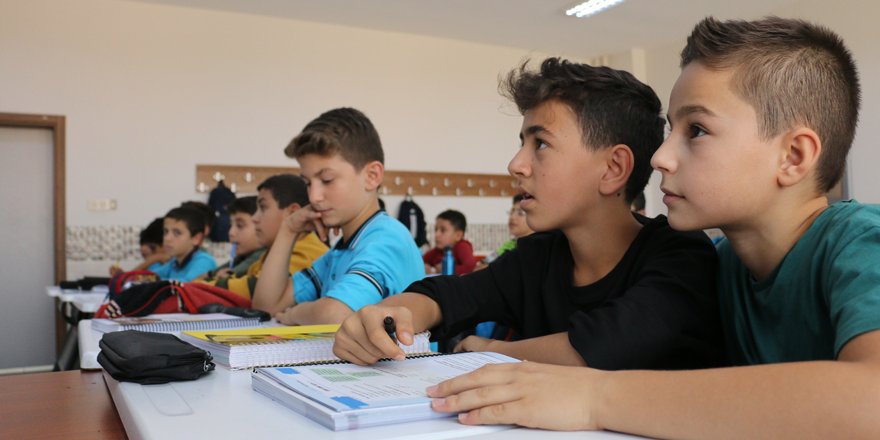 Hafızlık ortaokul ve lisesi başarısıyla dikkati çekiyor