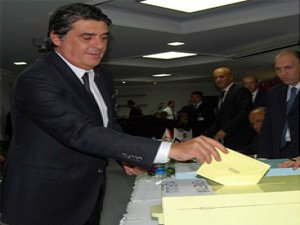 Beşiktaş 35. başkanını seçiyor