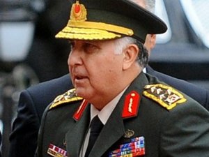 Özel'den şehidin oğluna anlamlı hediye