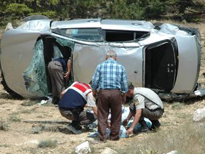 Karaman'da otomobil takla attı: 1 ölü 5 yaralı