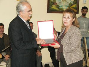 Hem kıdemli hem de örnek vatandaşlara ödül
